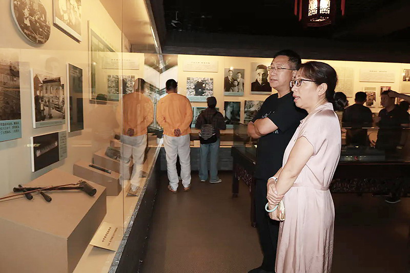 環(huán)投集團(tuán)黨支部開展“追憶紅色歷史·筑牢廉潔初心”主題黨日活動